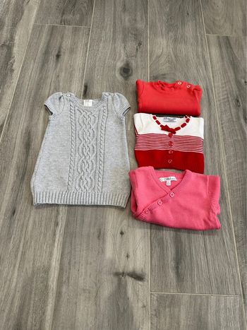 Lot vêtements fille taille 1 mois