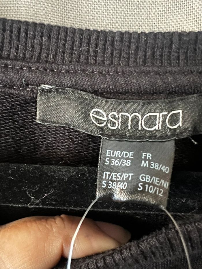 Pull sweat noir nouée sur le devant marque esmara neuf et étiqueté taille M ( 38/40 ) - photo numéro 3