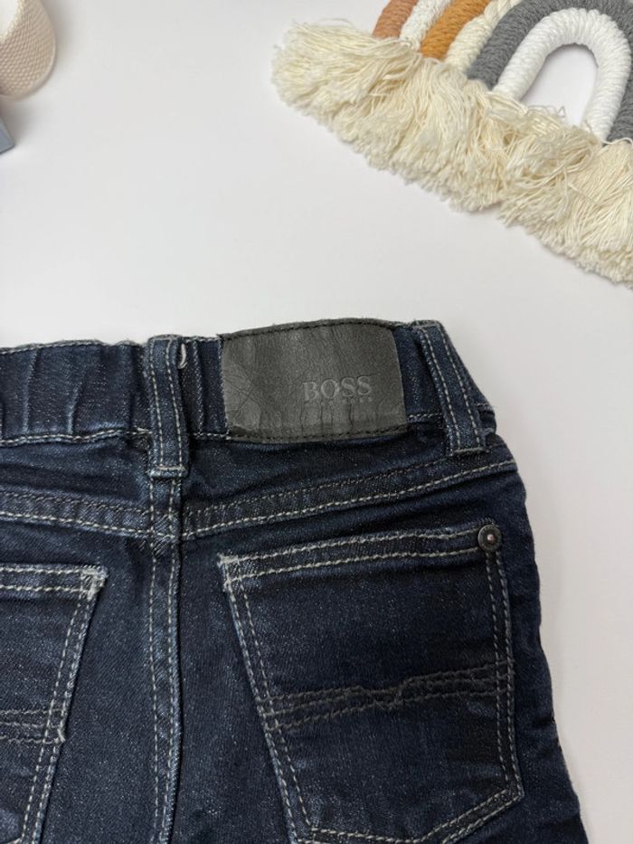 Jeans Boss Hugo Boss bébé garçon taille 6 mois, 67 cm coupe regular parfait état - photo numéro 3