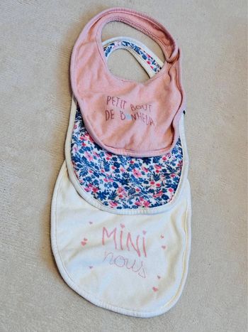 Lot 3 bavoirs Tape à l’œil