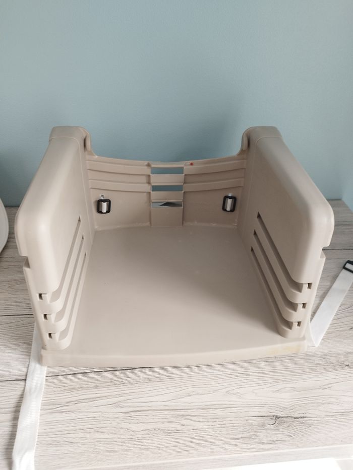 Réhausseur de chaise babymoov - photo numéro 4