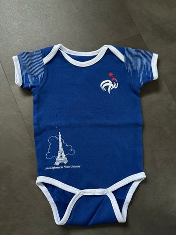 Body 6 mois FFF