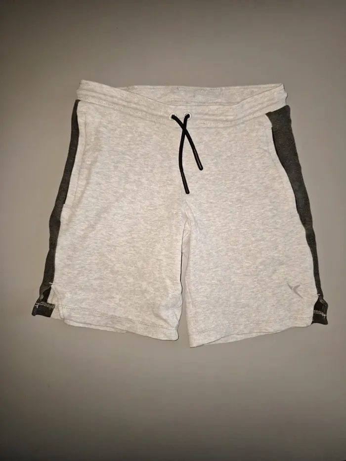 Short molleton 9 ans - photo numéro 2