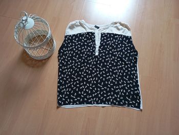 Petit haut Nafnaf taille 42/44