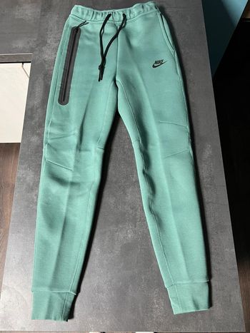 Jogging Nike Tech taille XS homme