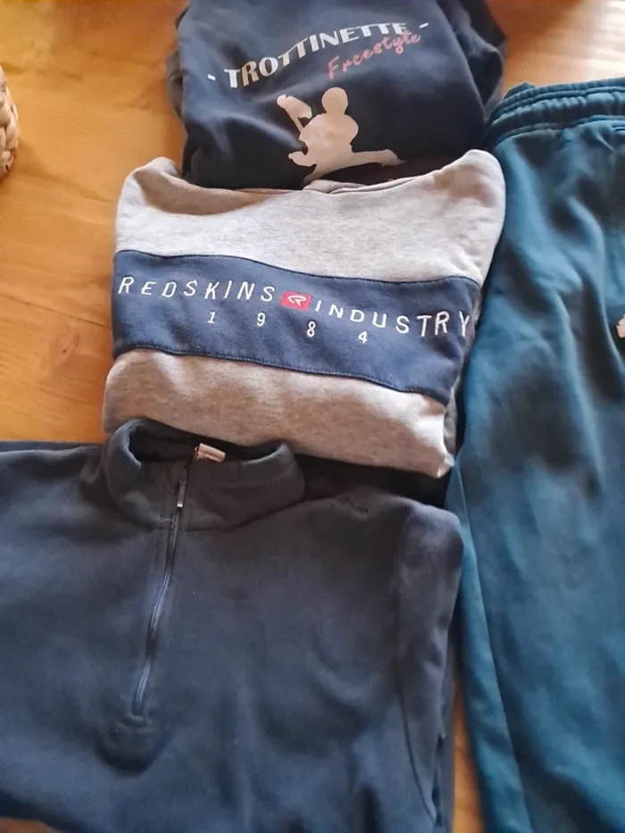 Lot vêtements 12 ans - photo numéro 3