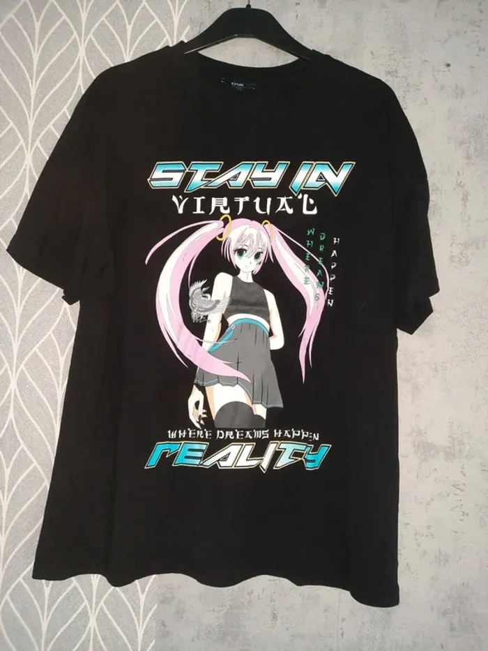 Tee shirt manga taille M