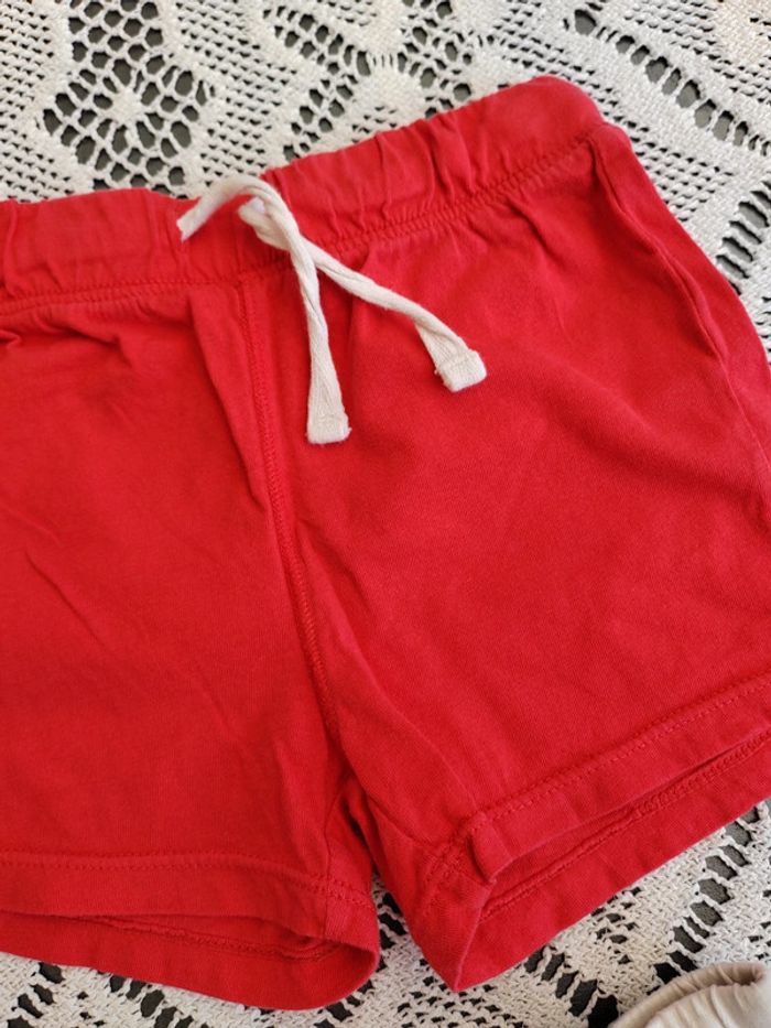 💙Lot 2 shorts 24 mois Kiabi - photo numéro 3