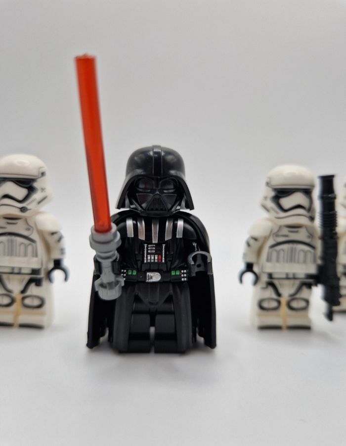 Figurines type lego Sith Dark Vador + 4 stormtroopers star wars - photo numéro 2