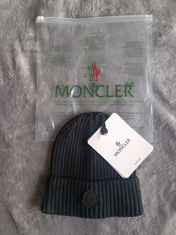 Bonnet Moncler noir