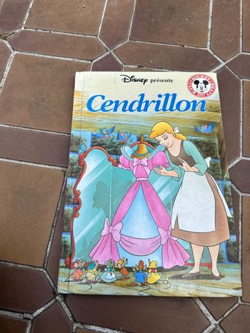 Livre Disney cendrillon