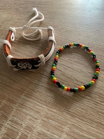 2 bracelets africains