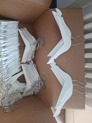 Lot 12 cintres professionnels enfant blanc  25 cm