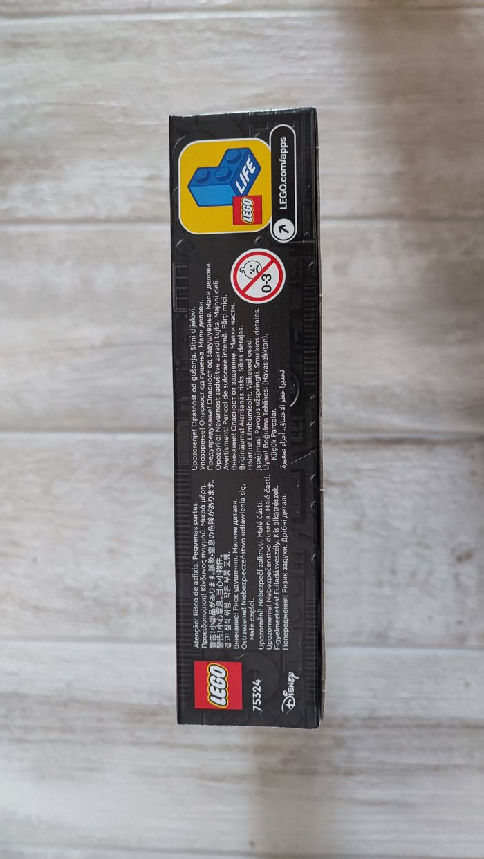 Lego Star Wars 75324 L'attaque des Dark Troopers - photo numéro 5