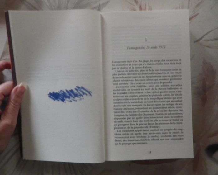 La ville orpheline de Victoria Hislop Ed. Les Escales - photo numéro 6