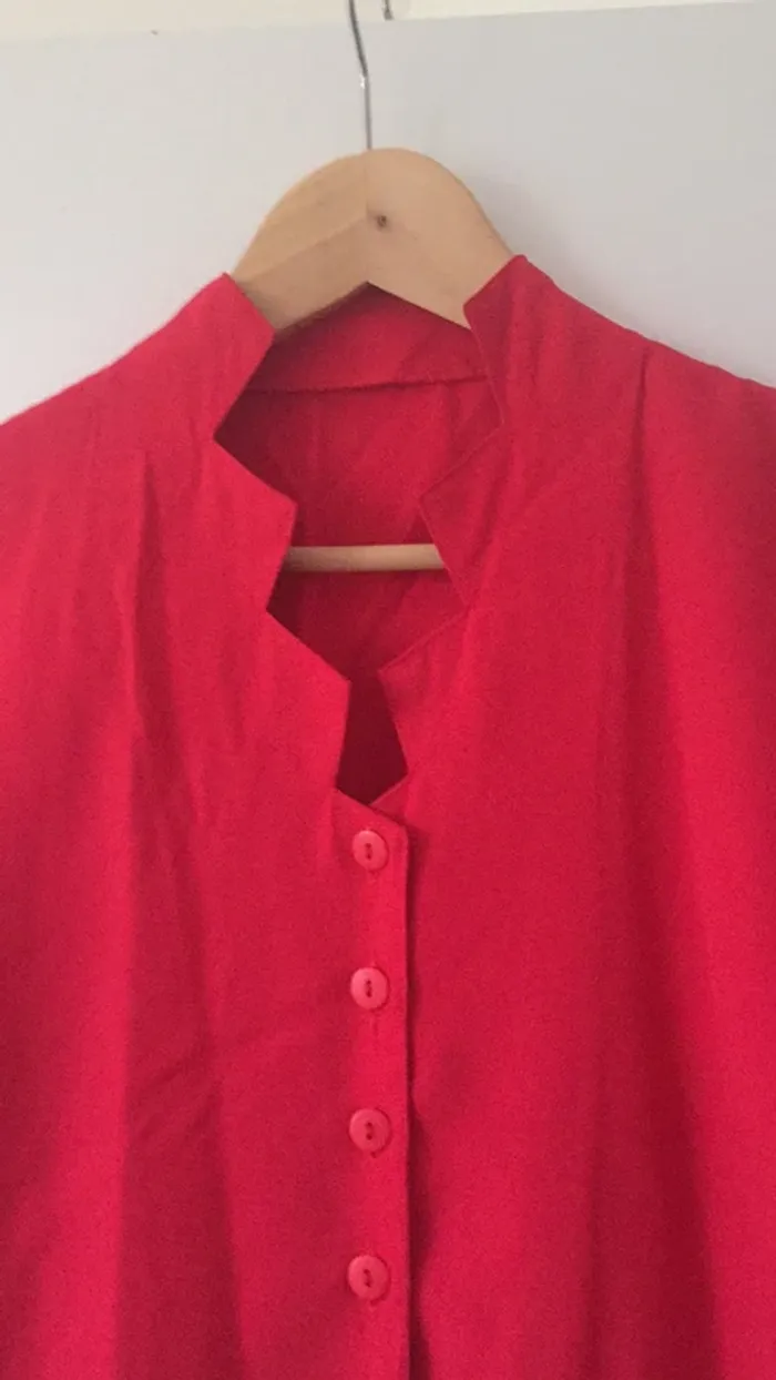 Chemisier Rouge T40 (plus d étiquette) - photo numéro 2