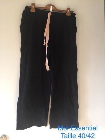 Pantalon en tissu noir Taille 40/42