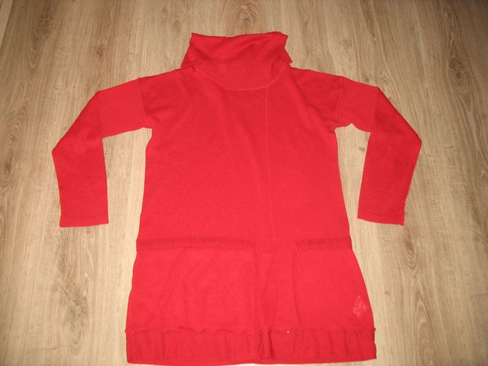PULL LONG ROUGE "MISS CAPTAIN" - TAILLE 2 - n°02