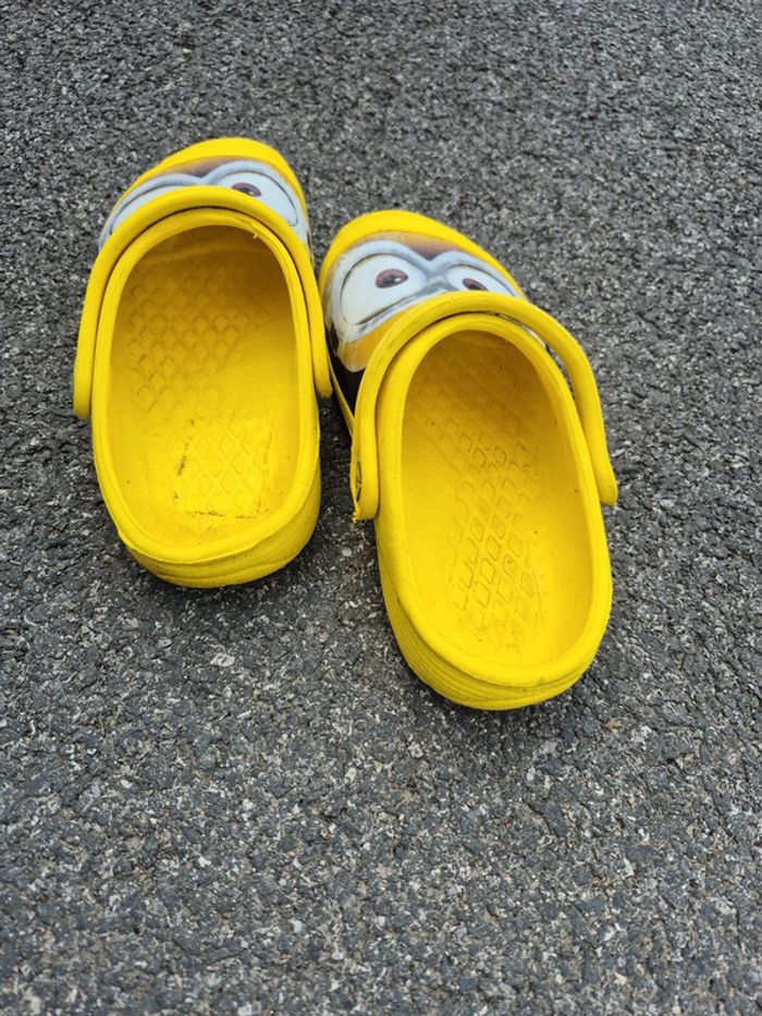 Crocs minions - photo numéro 2