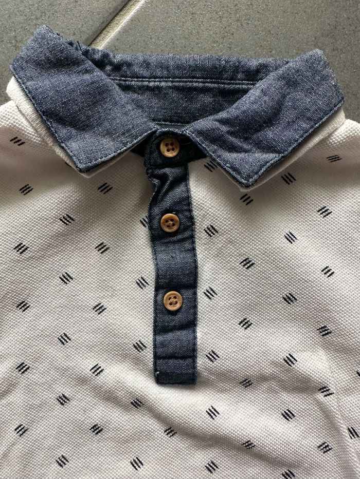 Polo blanc manches courtes Taille 6 mois - photo numéro 2