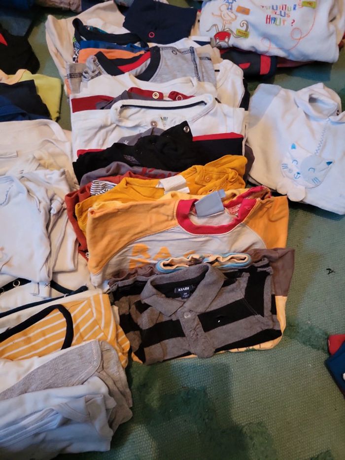 Gros Lot de vêtements 6 mois - photo numéro 4