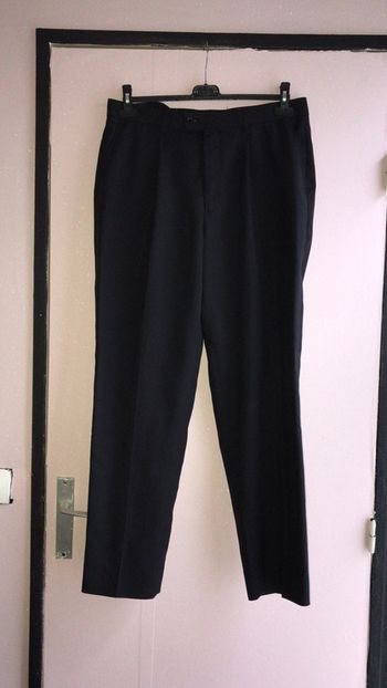 Pantalon à pince taille 42