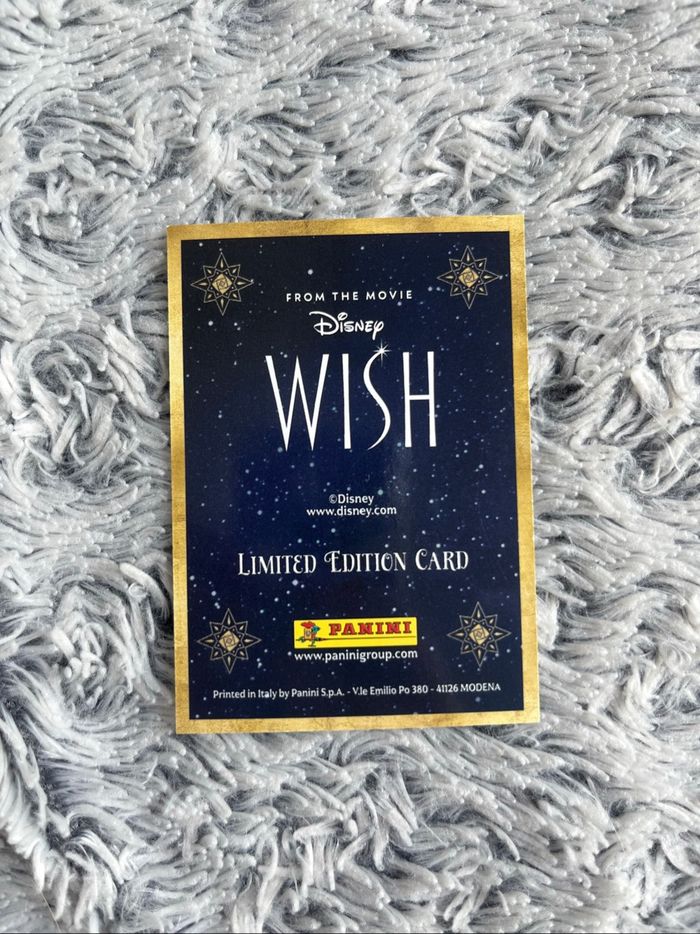 Album panini Wish + carte édition limité - photo numéro 6