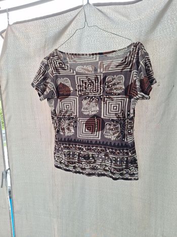 Haut manches courtes motifs ethnic 36