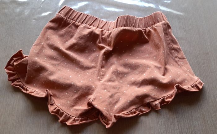 Short fille 128 c& a - photo numéro 2