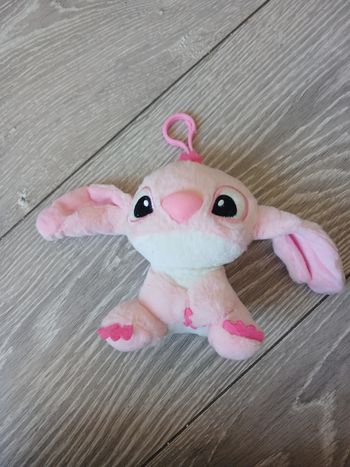 Petit porte clé stitch