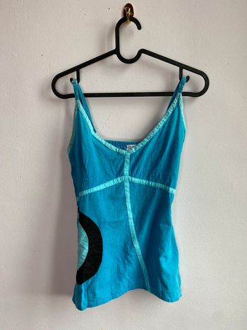 top bleu fantaisie taille M