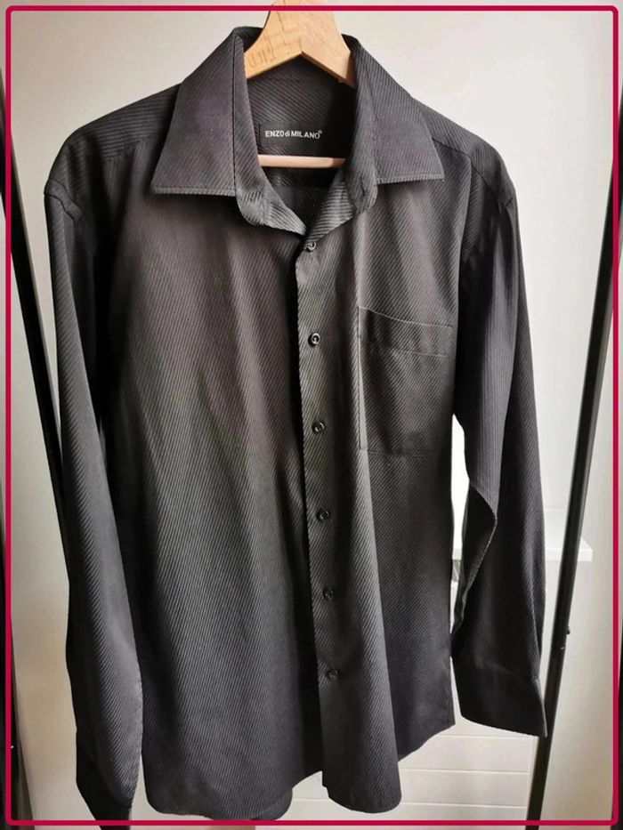 Chemise noire