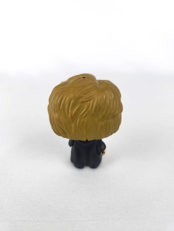Mini figurine Funko Pop Harry Potter Cedric Diggory en costume - photo numéro 3