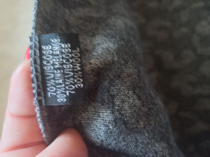 🧣 Joli foulard réversible – Très bon état - photo numéro 2