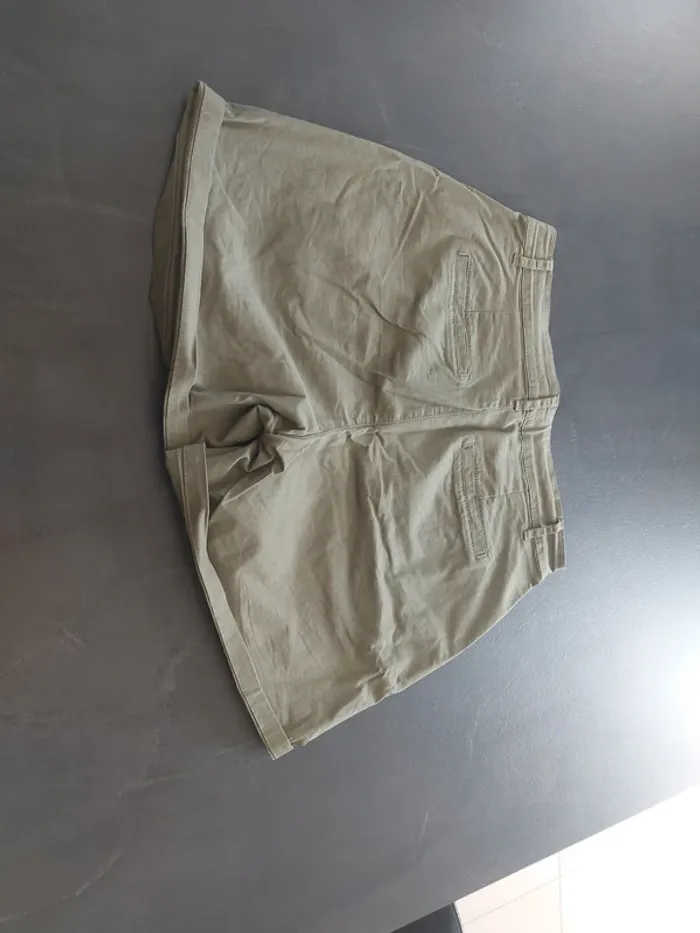 Short Kaki - photo numéro 2