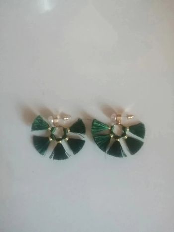 🌸Dormeuses dorées étoile de pompons verts 🌸