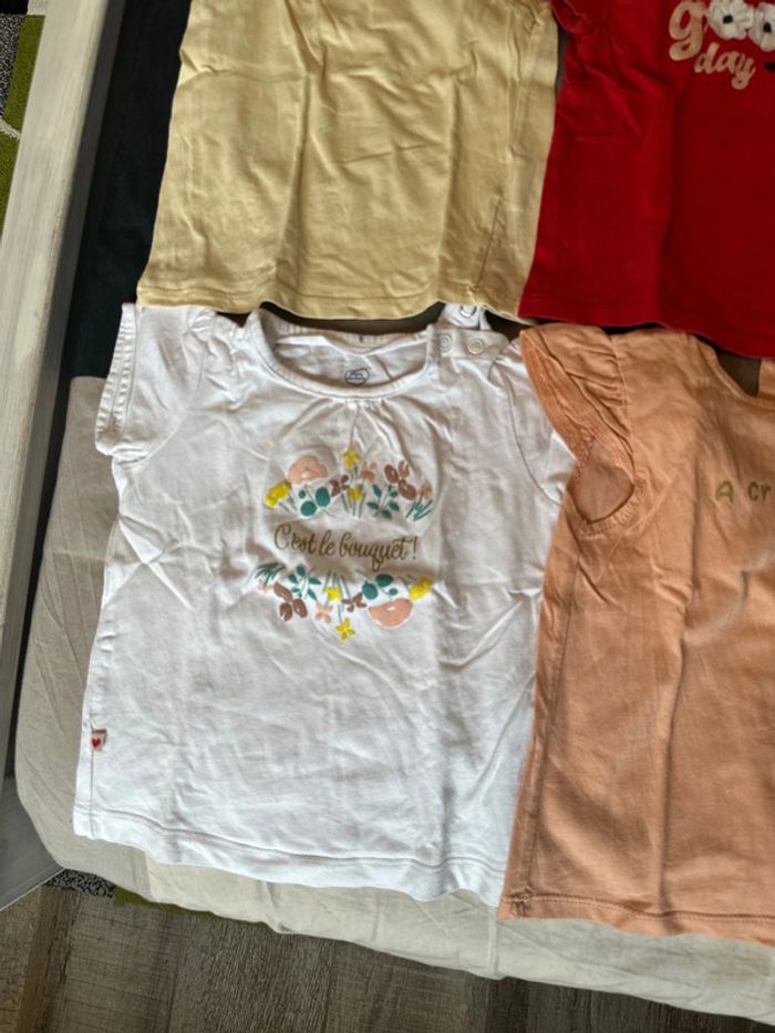 Lot de 6 t-shirt en 24 mois - photo numéro 7