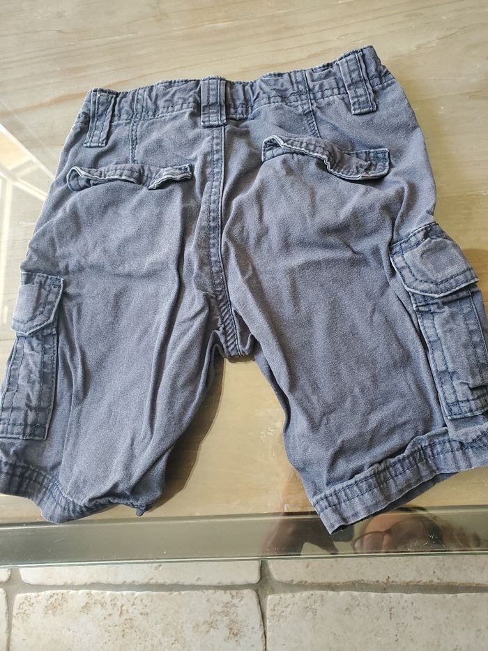 Short 4 ans - photo numéro 2