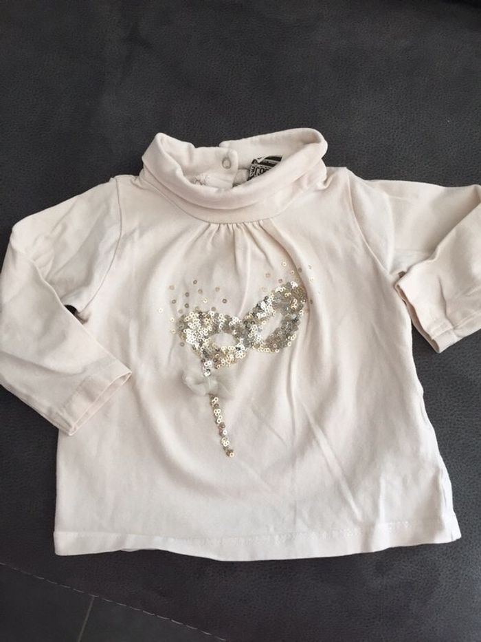 Haut col roulé avec sequin