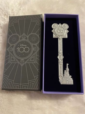 Clé 100 ans de Disney