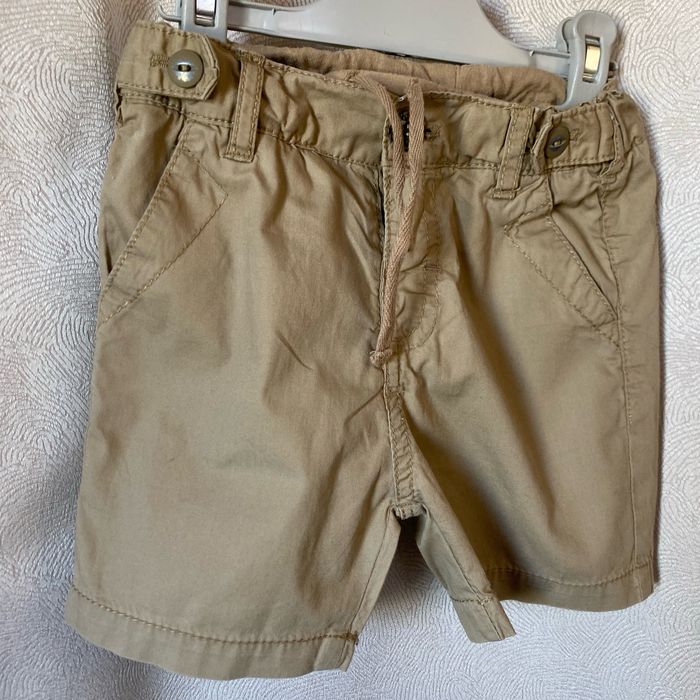Magnifique short bermuda double ceinture 2/3 ans Zara baby - photo numéro 2
