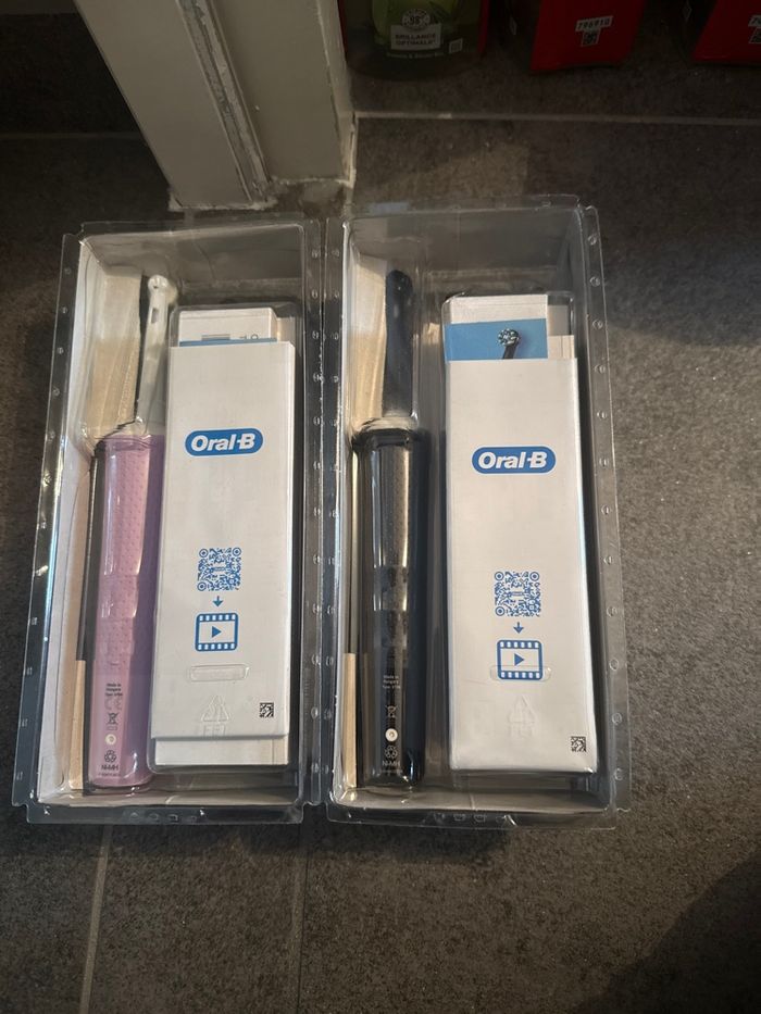 Lots brosse à dent électrique oral b - photo numéro 2