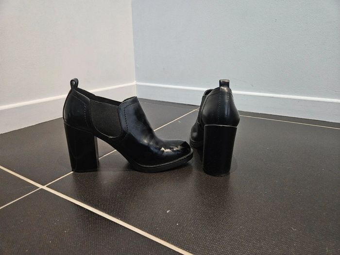 Boots noir Bata T37