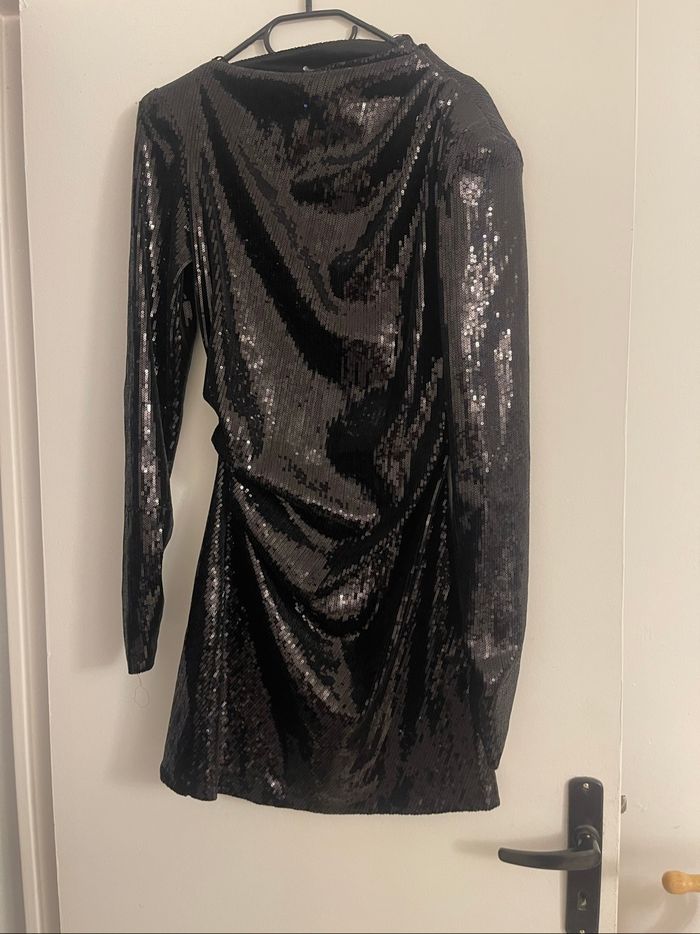 Robe à paillettes zara - photo numéro 2