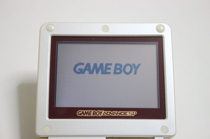 Console Nintendo Game Boy Advance - photo numéro 4