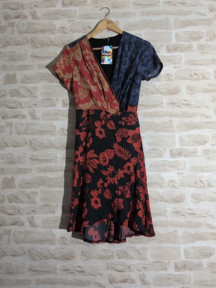Robe Desigual Taille 42 - Neuve avec Étiquette