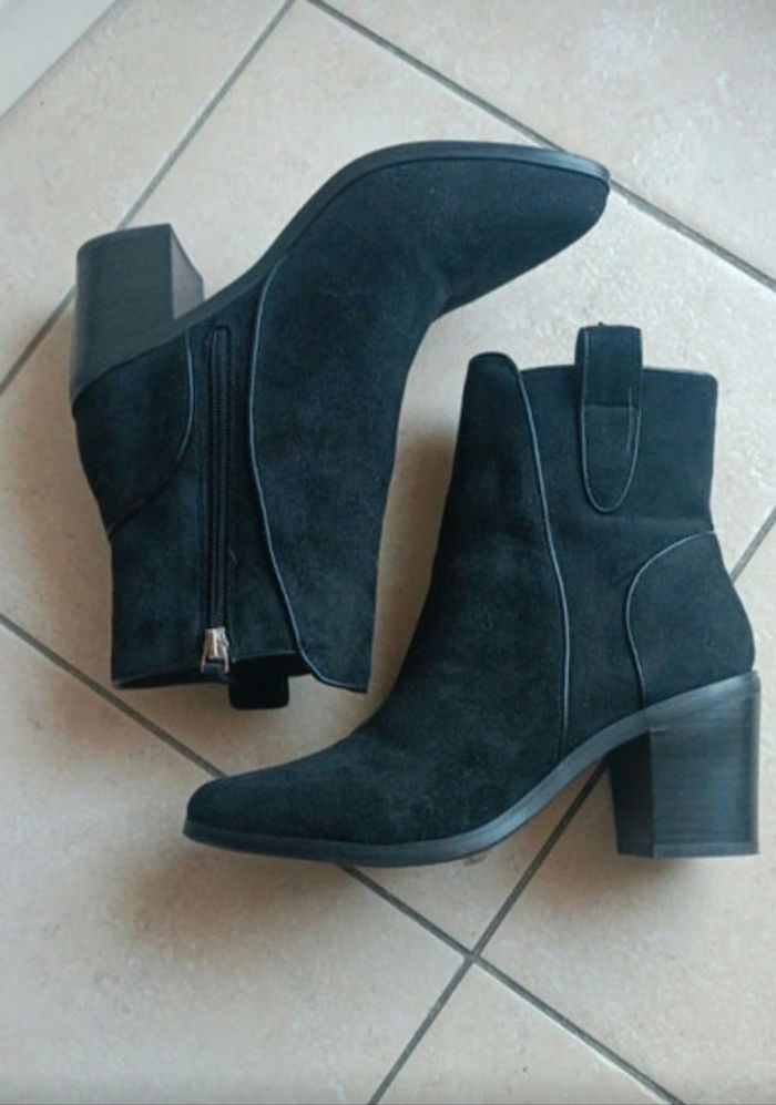 Bottines noires Buffalo 36 - photo numéro 4