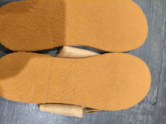 Nu pieds - photo numéro 2