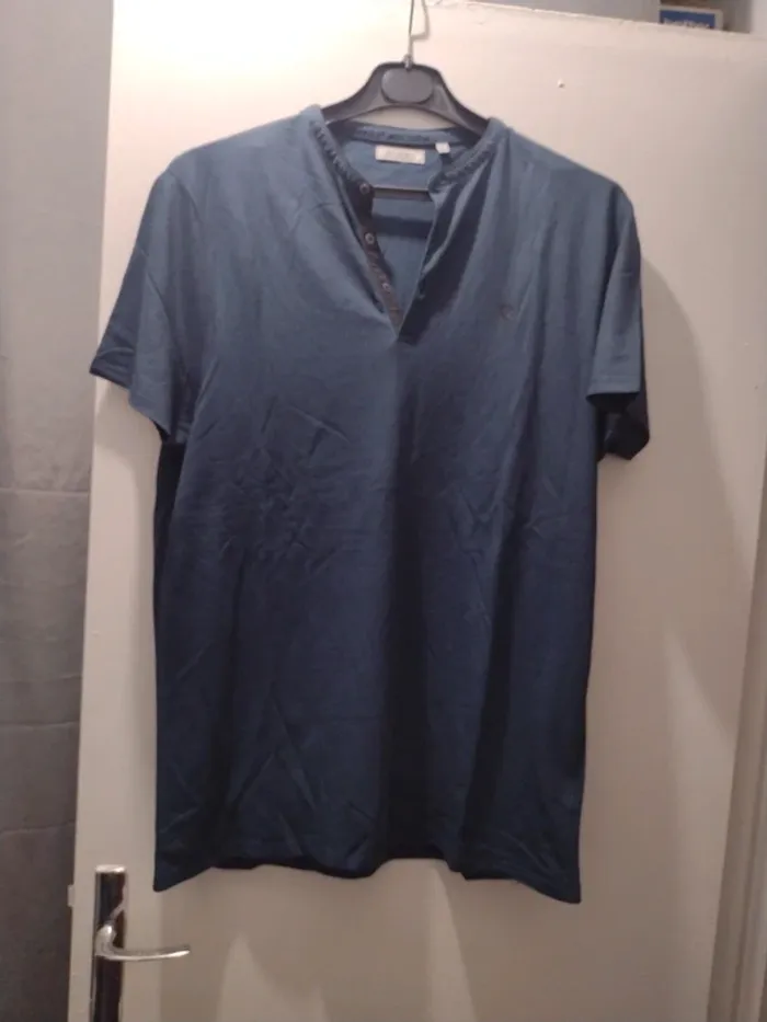 T-shirt Studio - photo numéro 2