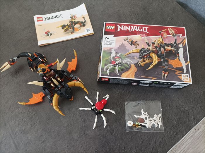 Lot Lego Ninjago et Moto Lego Technic - photo numéro 6